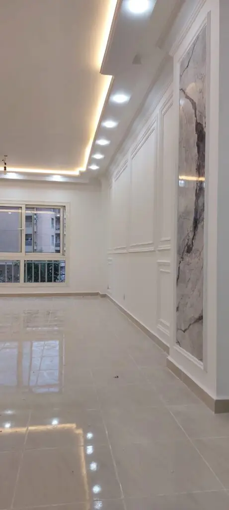 كرانيش فيوتك سبوت لايت بديل الجبس بورد-(SB26)-الابعاد: 240*26*7.5 cm