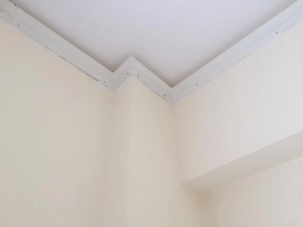 كرانيش فيوتك بيت النور (ليد-اضاءه مخفية)