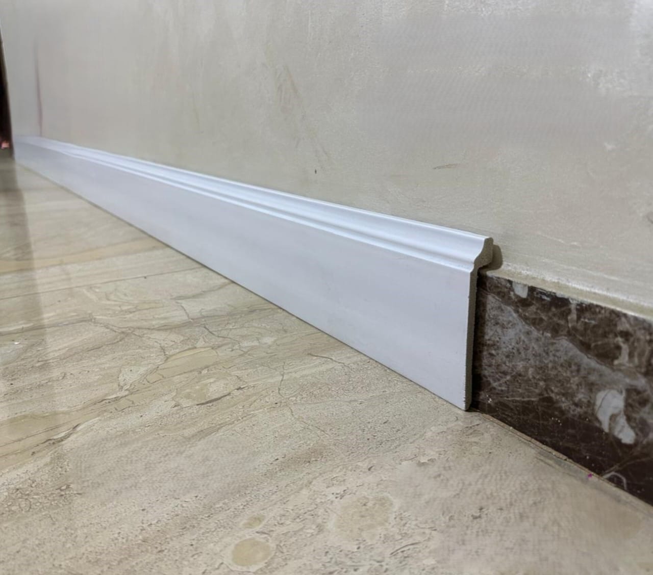 PS foam وزر ارضيات لوزر السيراميك(SK12)-الابعاد:240*12cm